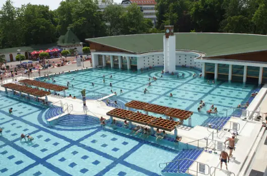 Ametiszt Hotel, Harkny