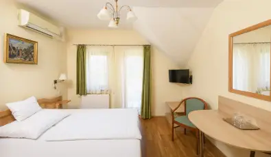 Ametiszt Hotel Harkny