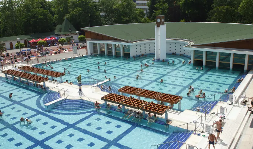 Ametiszt Hotel Hark�ny