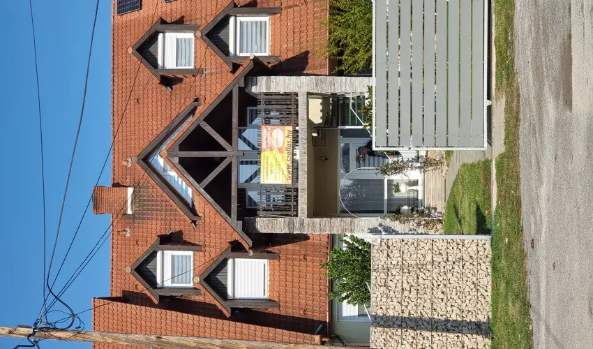 Andrea & Mnika Apartman 2 Harkny