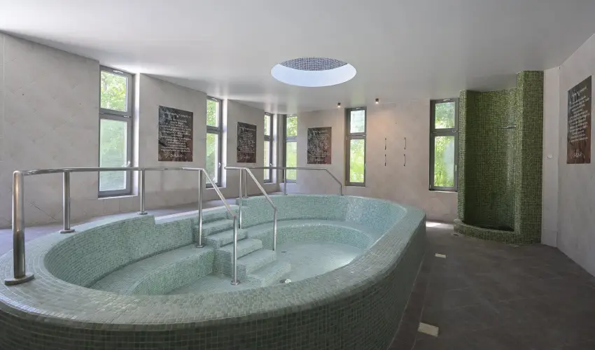 AquaMed Hotel Harkny Harkny