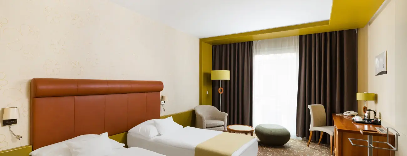 Corso Hotel Pcs Pcs - Kt nnep kztt