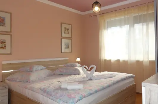 Gere Apartmanhz, Harkny