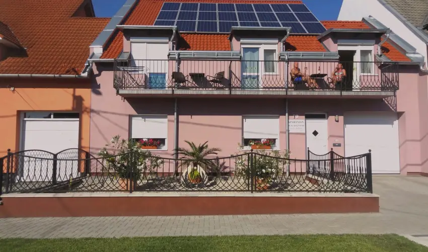 Gere Art & Exclusive Apartman Harkny