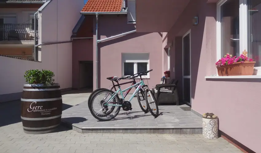 Gere Art & Exclusive Apartman Harkny