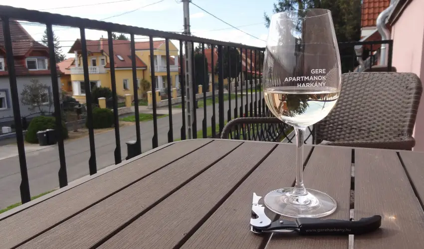 Gere Art & Exclusive Apartman Harkny