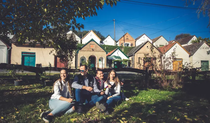 Hotel Cabernet Villnykvesd