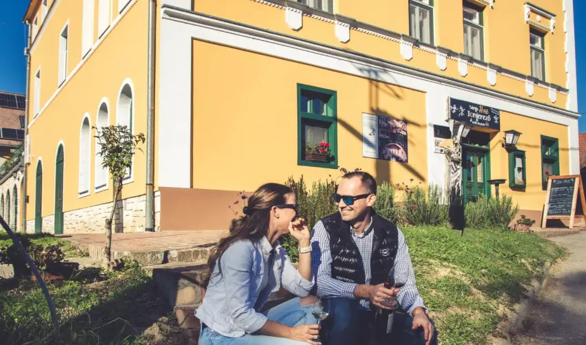 Hotel Cabernet Villnykvesd