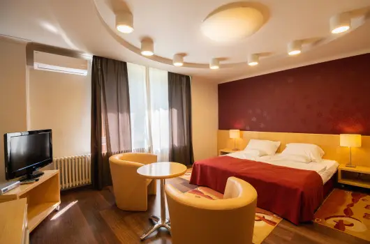 Laterum Hotel, P�cs, Hark�ny - 19 km