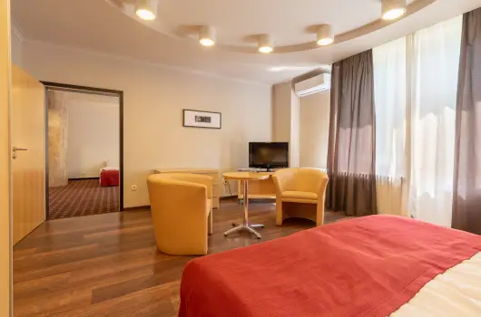 Laterum Hotel, P�cs, Hark�ny - 19 km