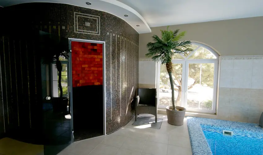 Hotel Xavin Hark�ny