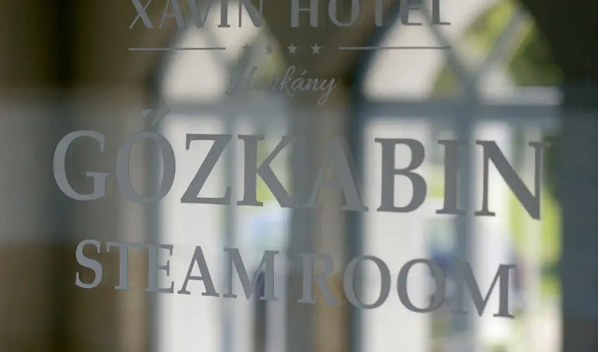 Hotel Xavin Hark�ny