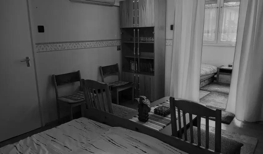 �risz Apartman Hark�ny