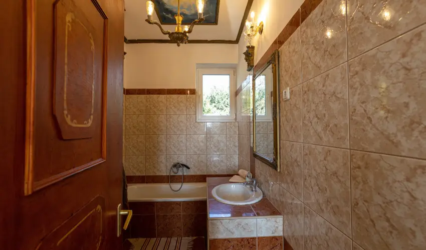 Kastello Vend�gh�z Nagykoz�r