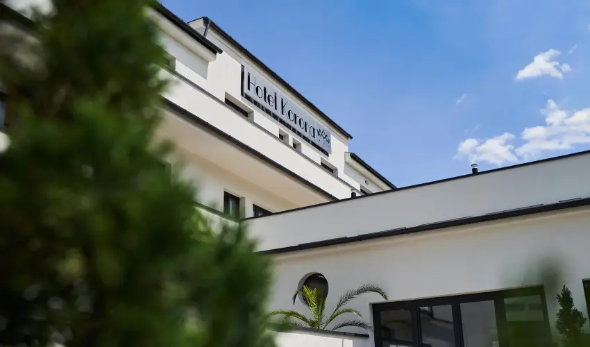 Korona Hotel Harkny Harkny