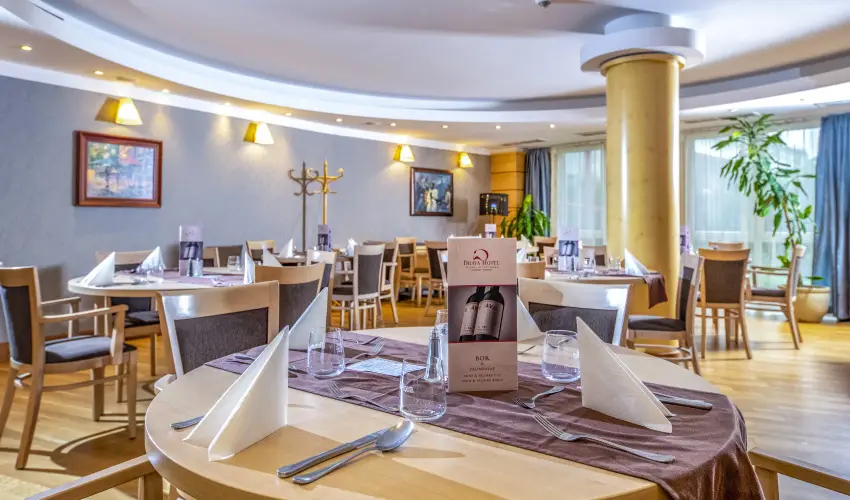 Terml Apartmanok & Kemping Harkny Harkny